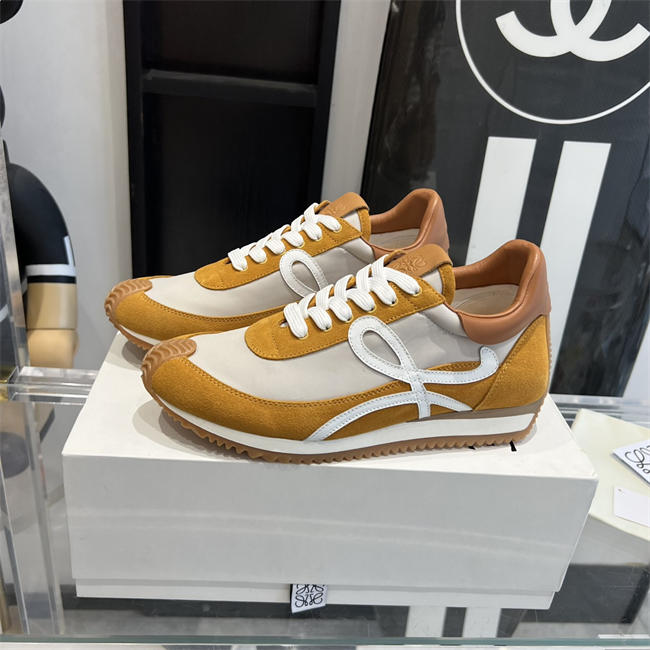 L0ew* Sneaker