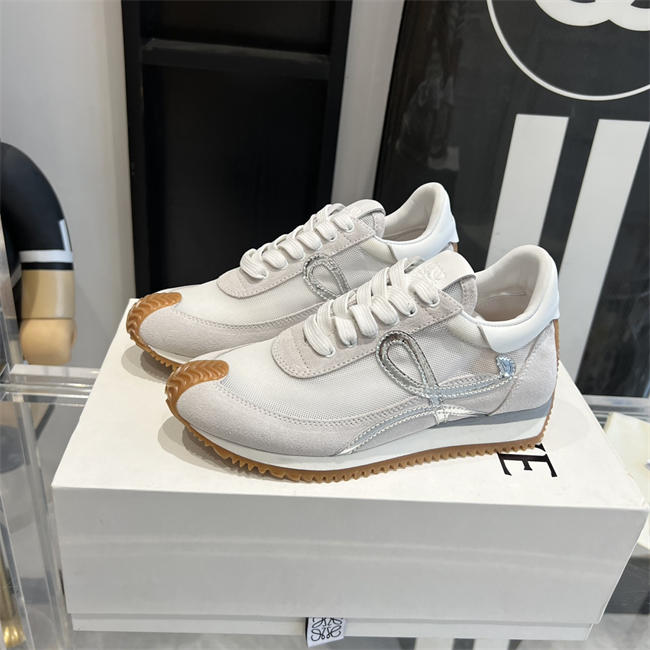 L0ew* Sneaker