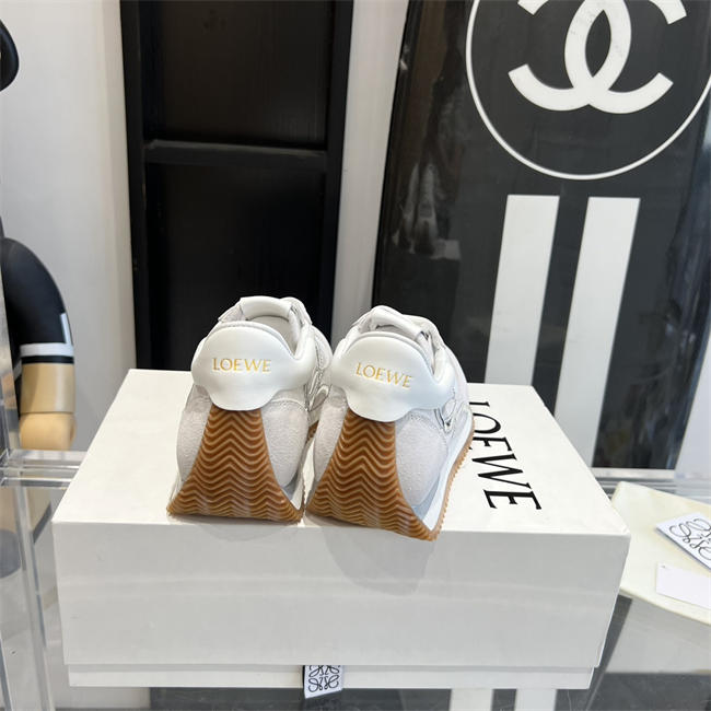 L0ew* Sneaker