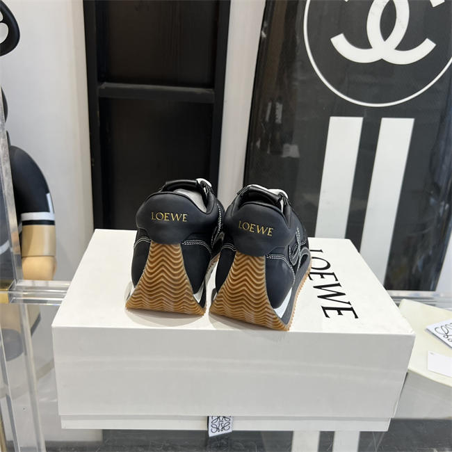 L0ew* Sneaker