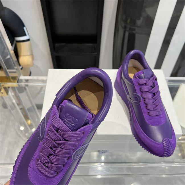 L0ew* Sneaker