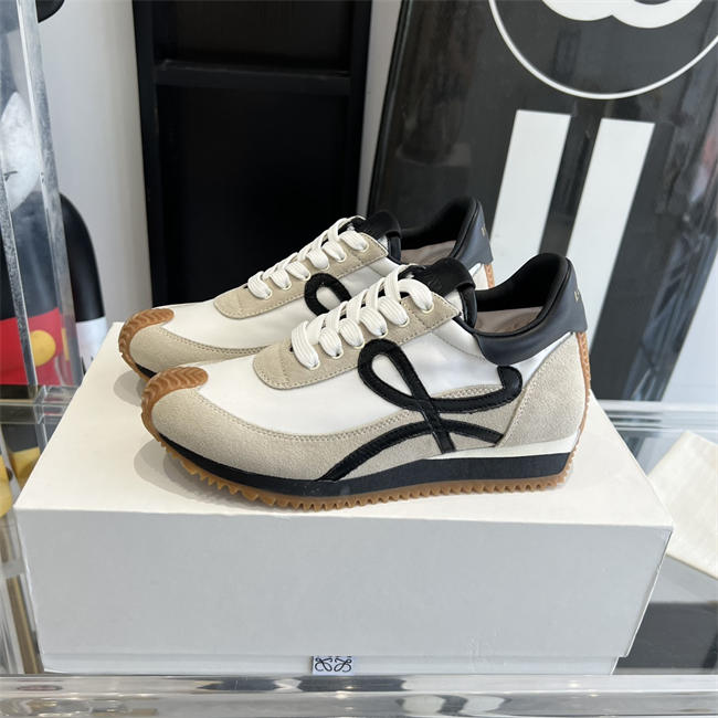 L0ew* Sneaker