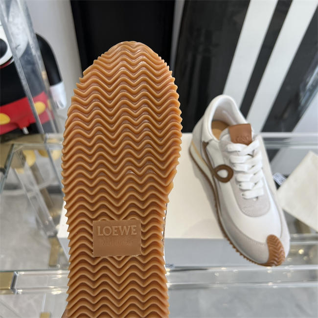 L0ew* Sneaker