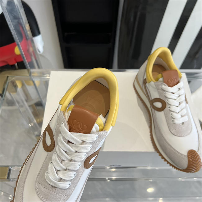 L0ew* Sneaker