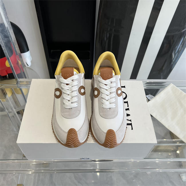 L0ew* Sneaker