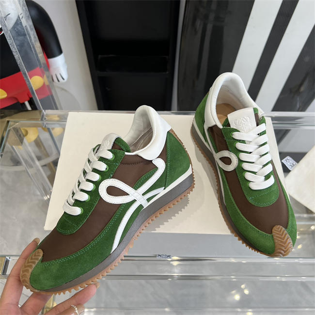 L0ew* Sneaker