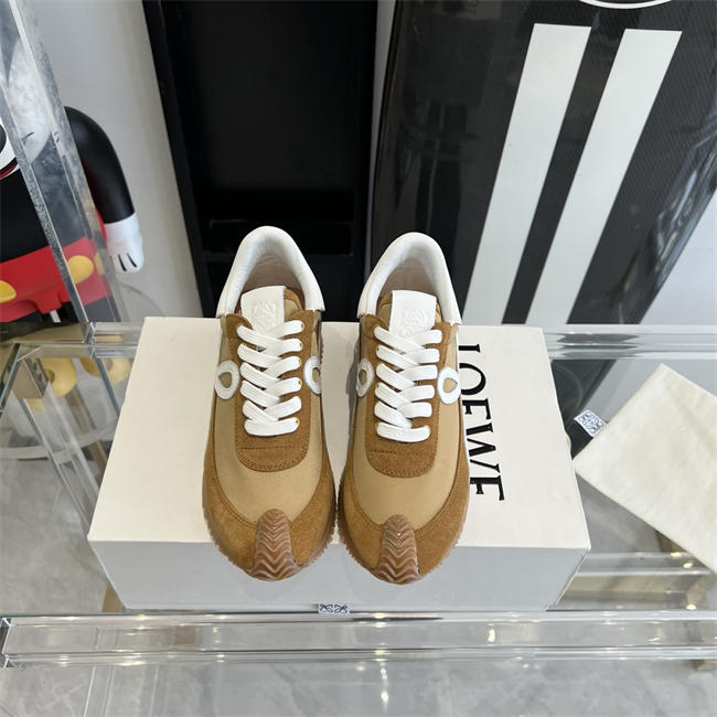 L0ew* Sneaker