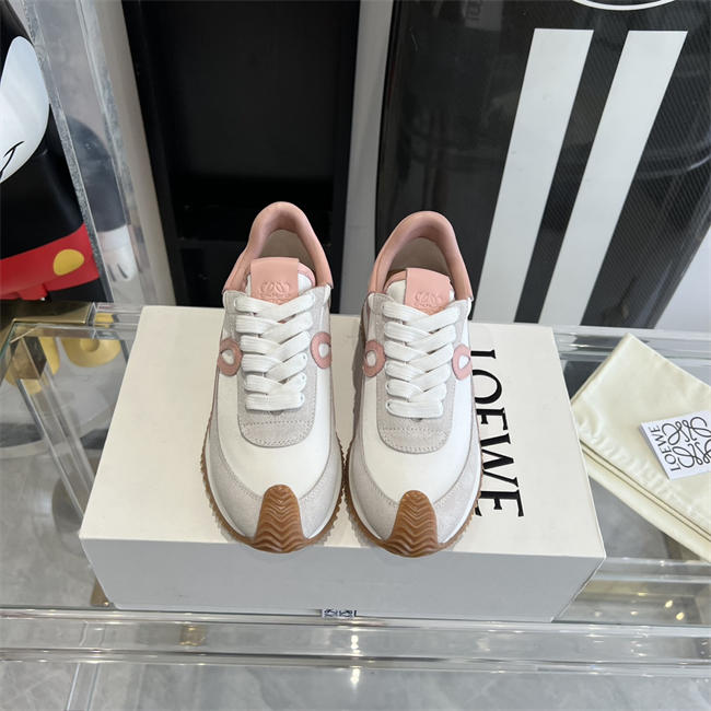 L0ew* Sneaker