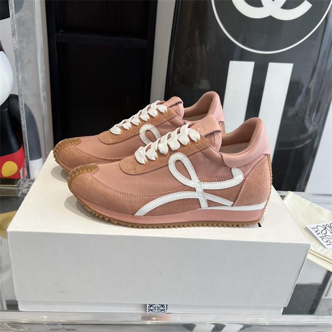 L0ew* Sneaker