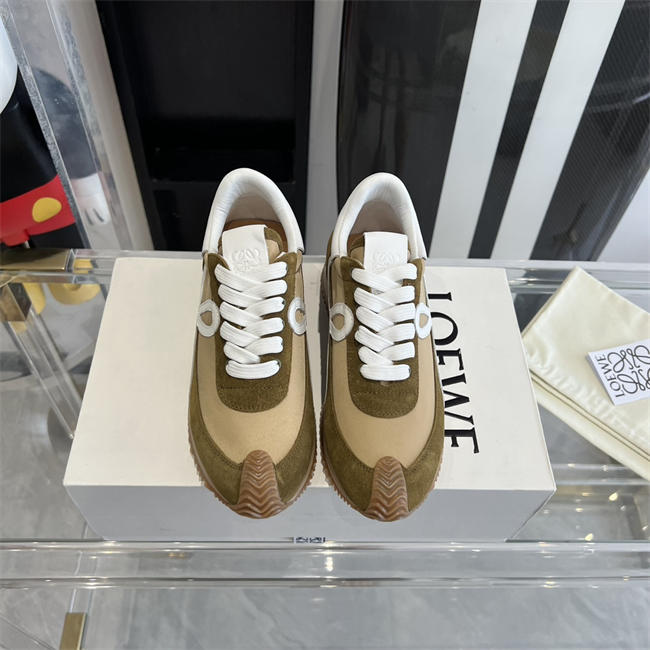 L0ew* Sneaker