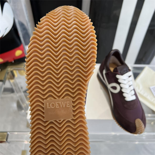 L0ew* Sneaker