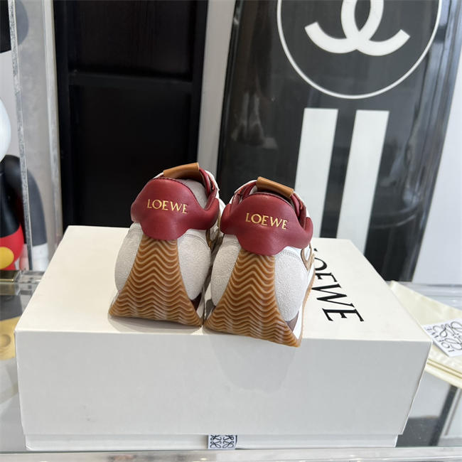 L0ew* Sneaker