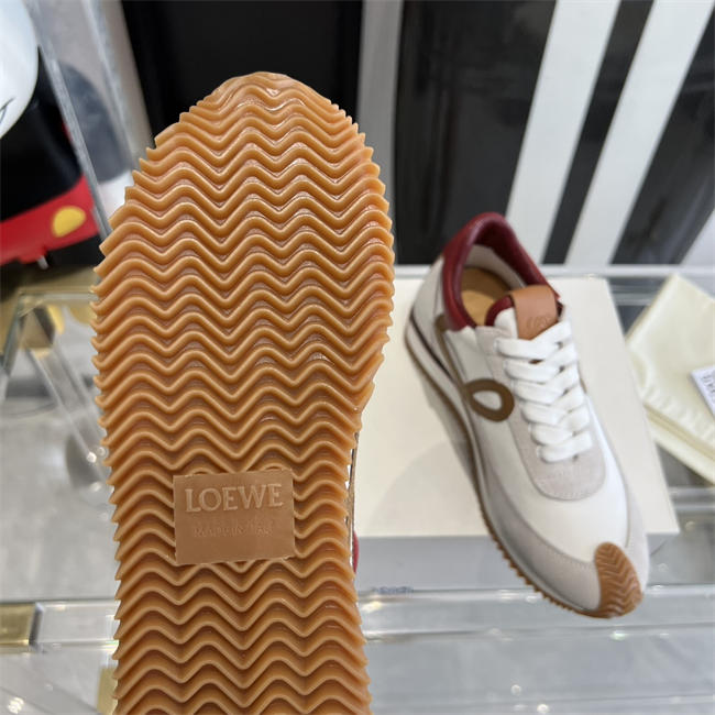 L0ew* Sneaker