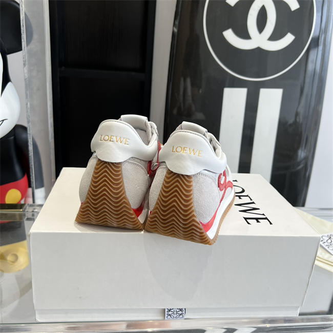 L0ew* Sneaker