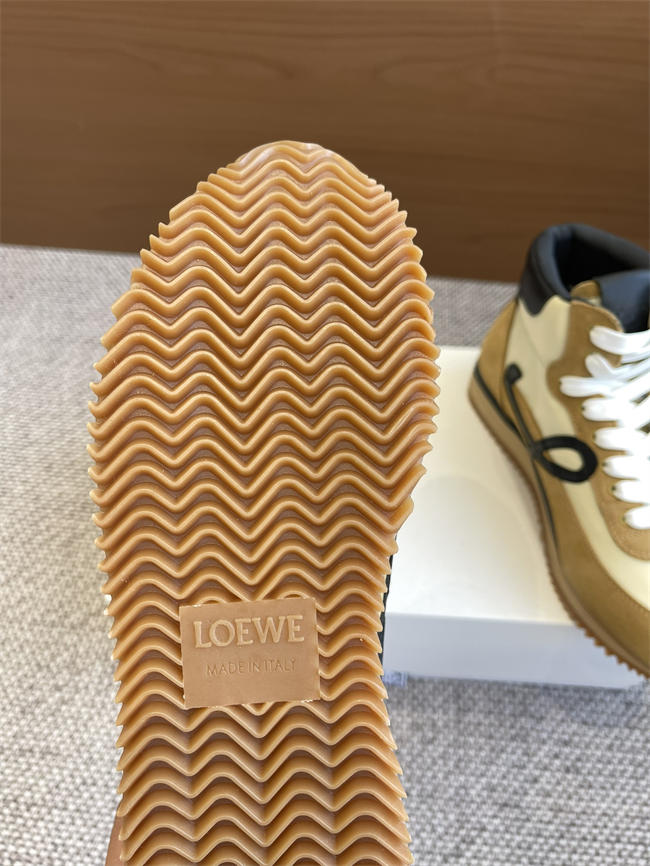 L0ew* Sneaker