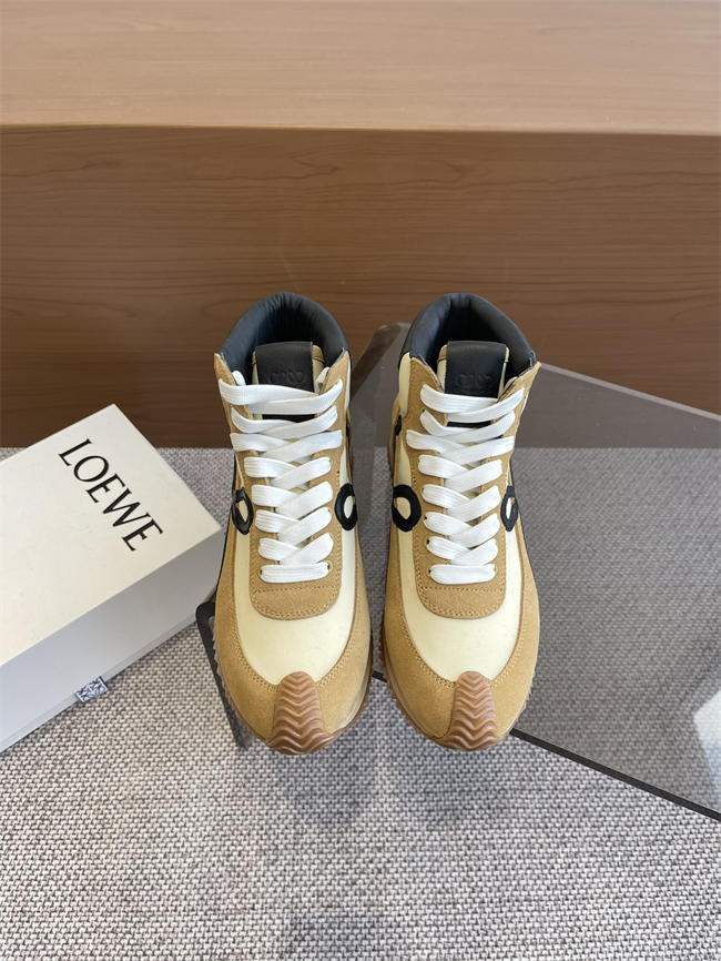 L0ew* Sneaker