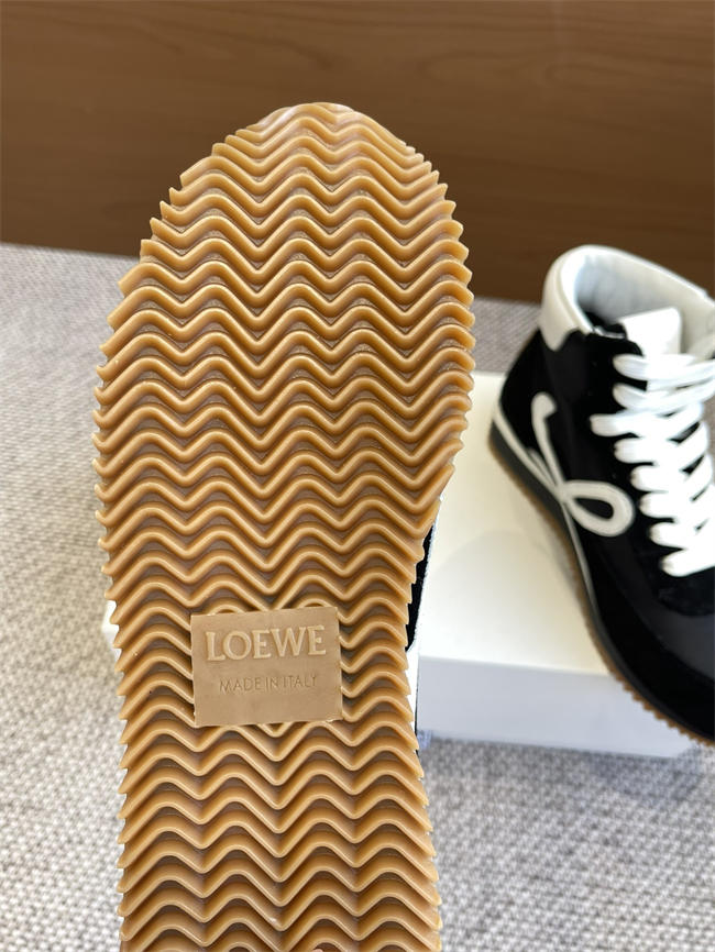 L0ew* Sneaker