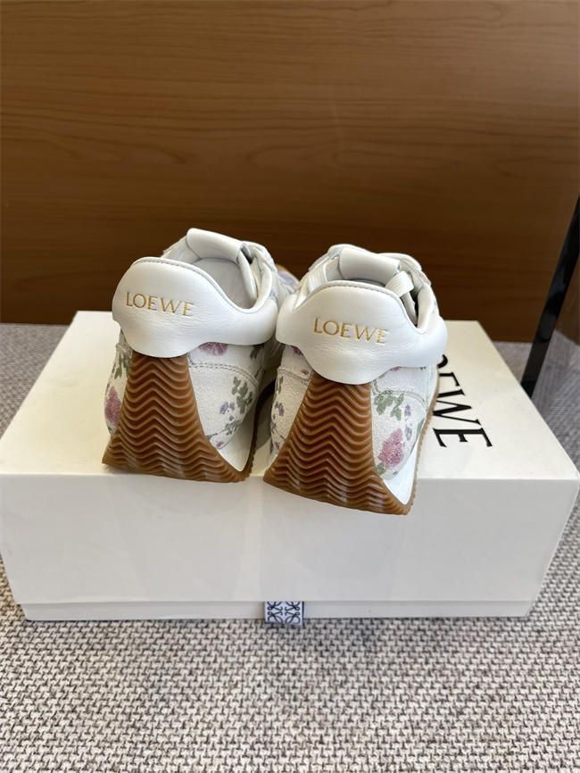L0ew* Sneaker
