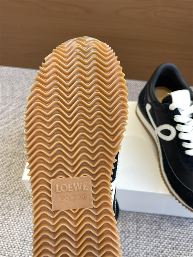 L0ew* Sneaker