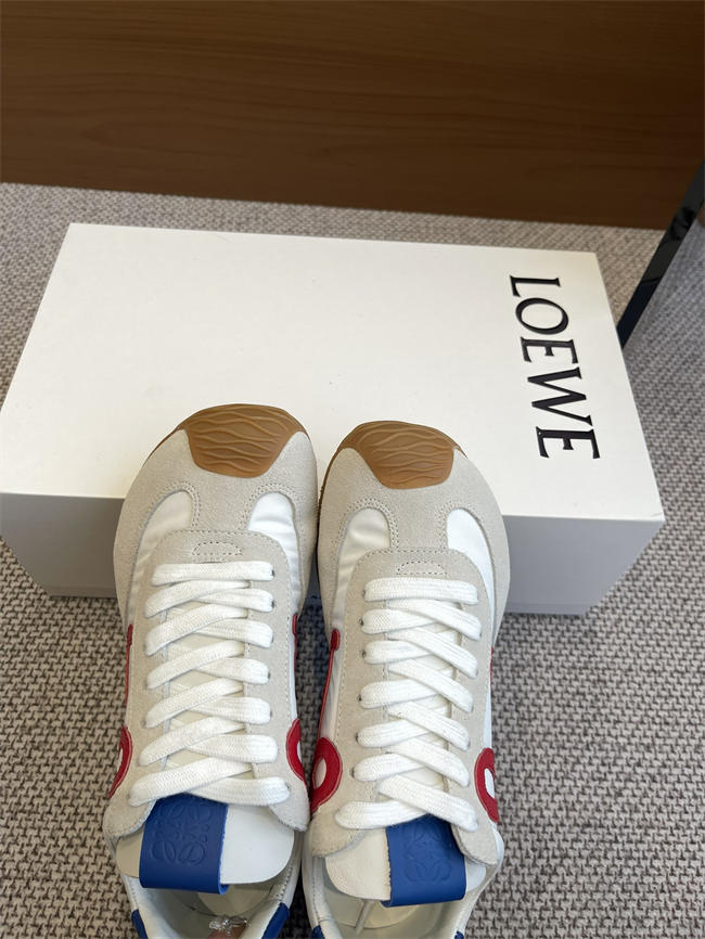 L0ew* Sneaker