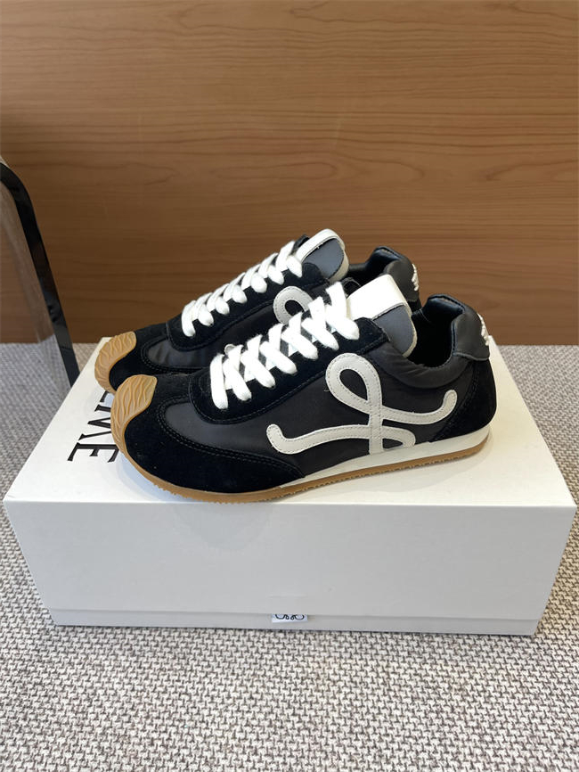 L0ew* Sneaker