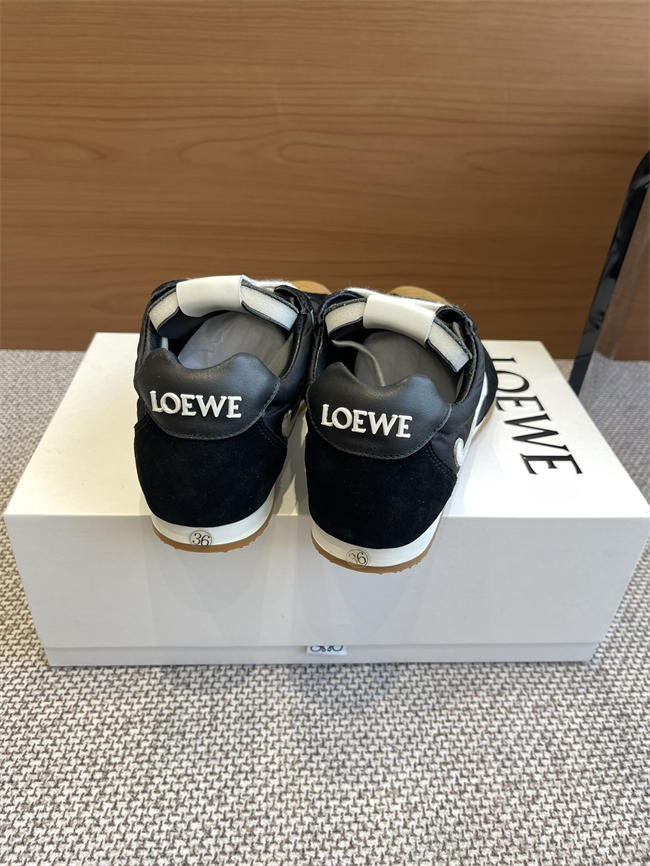 L0ew* Sneaker