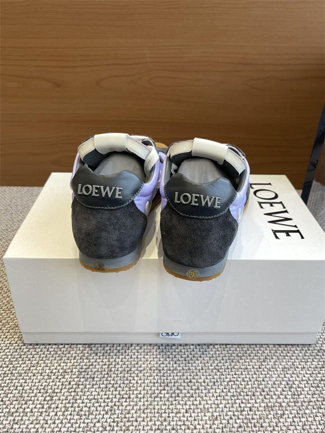 L0ew* Sneaker