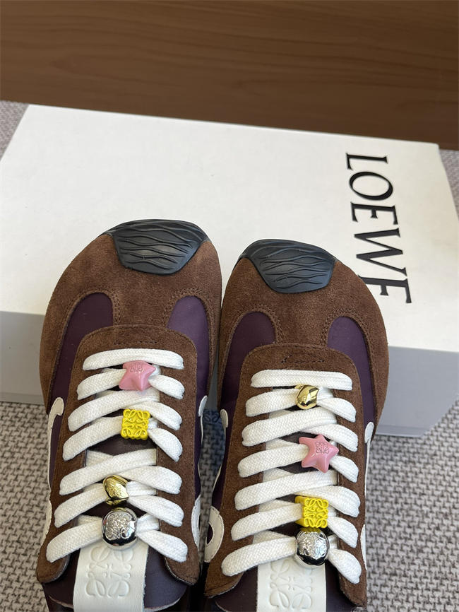L0ew* Sneaker