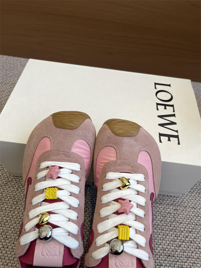 L0ew* Sneaker
