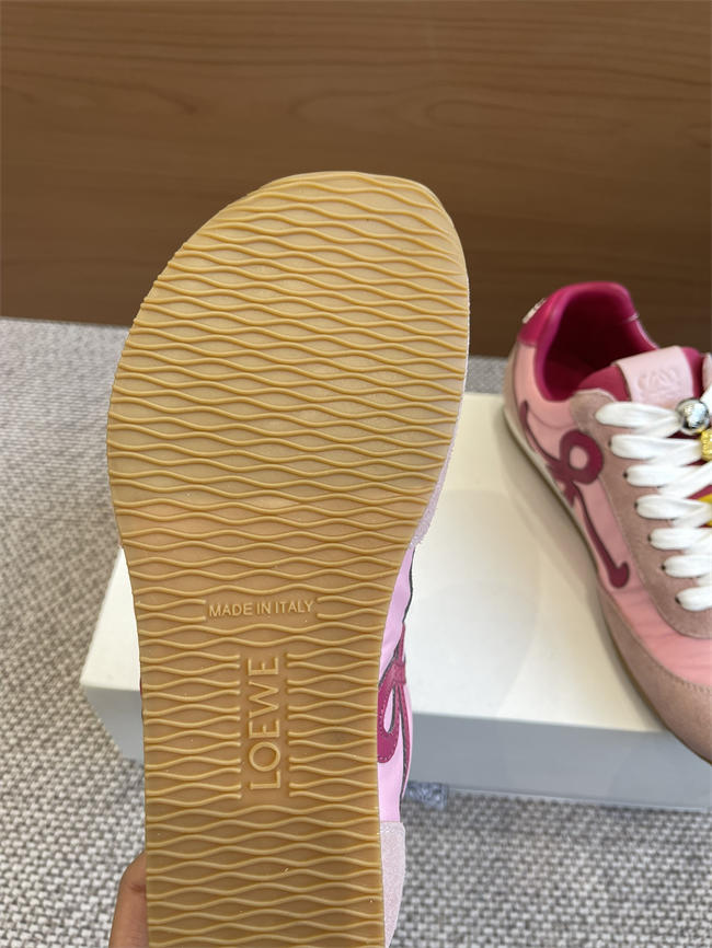 L0ew* Sneaker