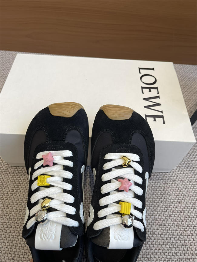 L0ew* Sneaker