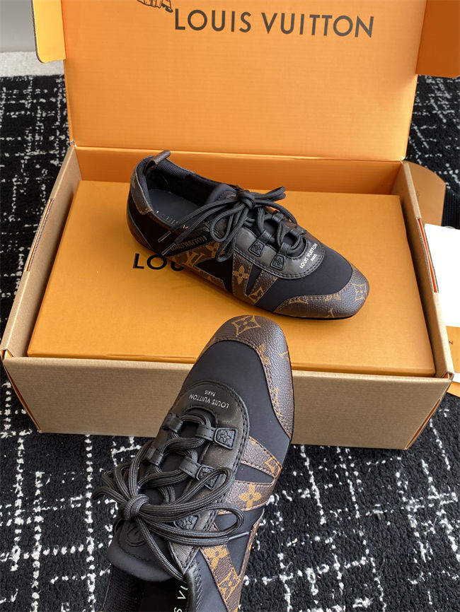 LV Sneakerina