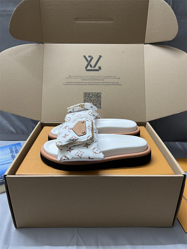 LV1S 012