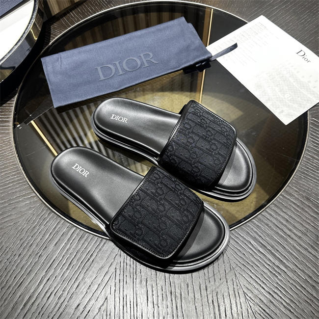 Dio Slipper