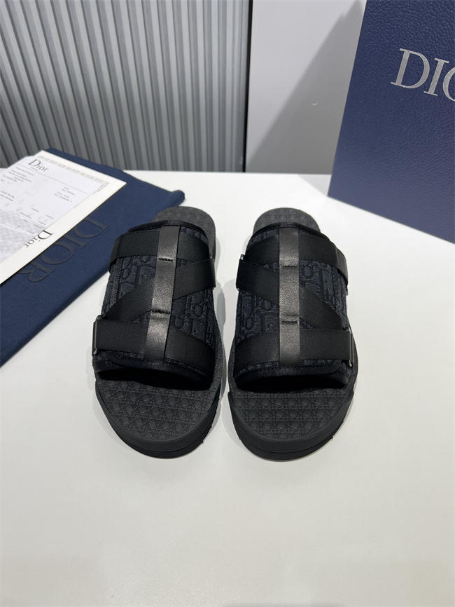 Dio Slipper