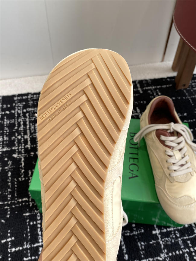 B0tt*ga Ven*ta Orbit Flash Sneaker