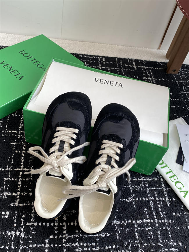 B0tt*ga Ven*ta Orbit Flash Sneaker