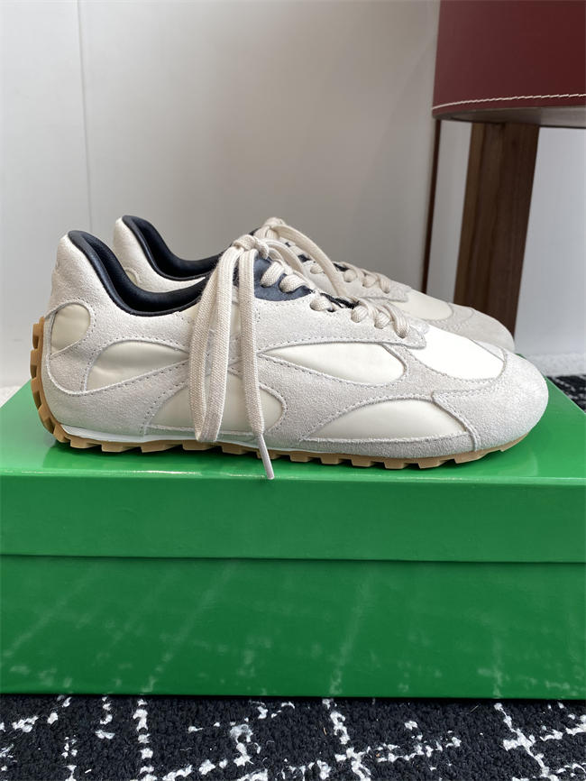 B0tt*ga Ven*ta Orbit Flash Sneaker