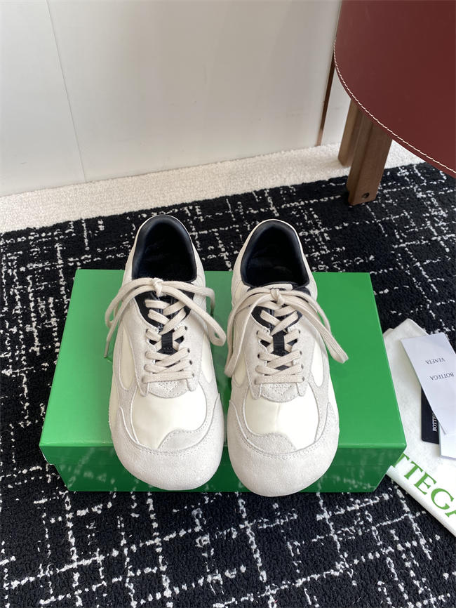 B0tt*ga Ven*ta Orbit Flash Sneaker