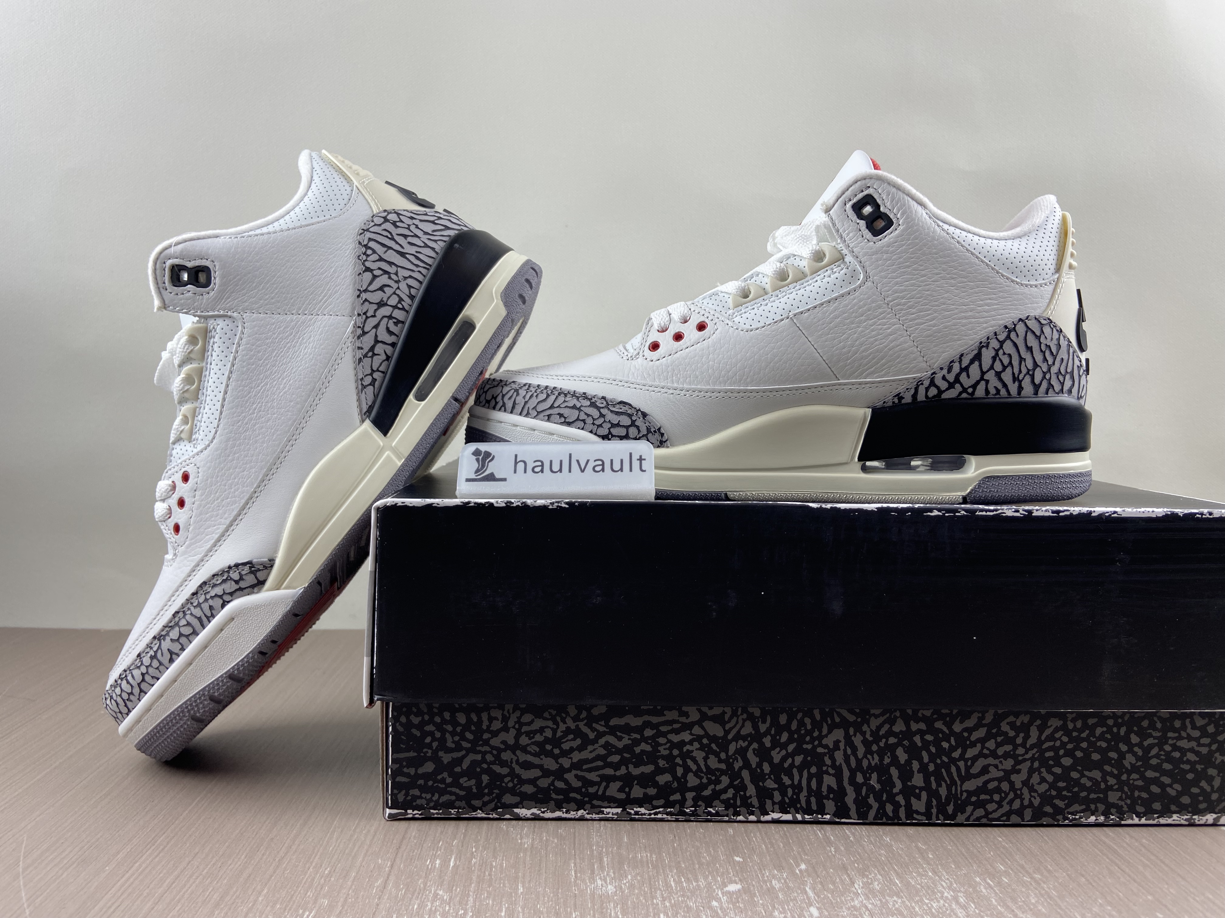 Jordan3 New white cement