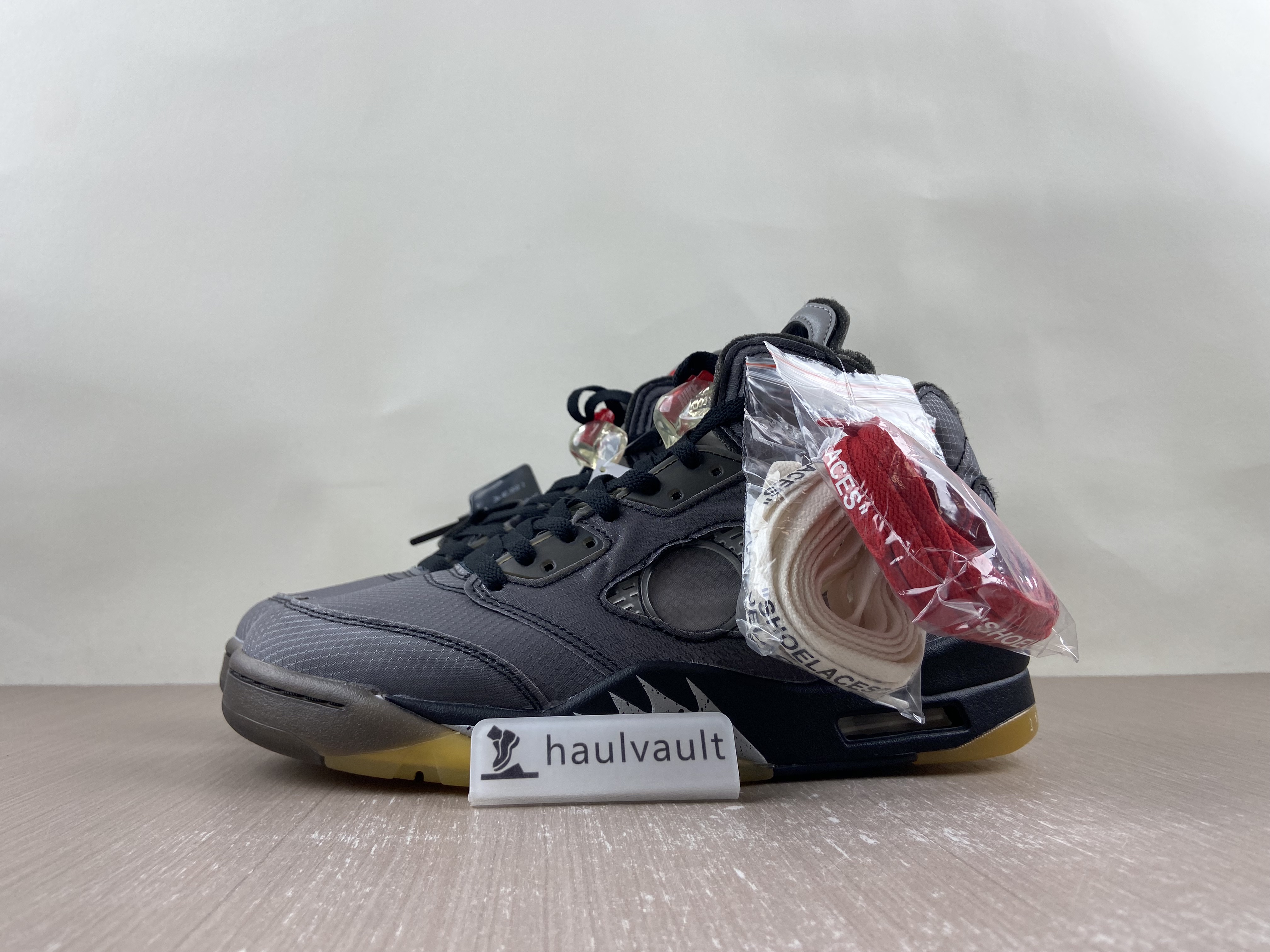 Jordan5 Off-White Black CT8480-001