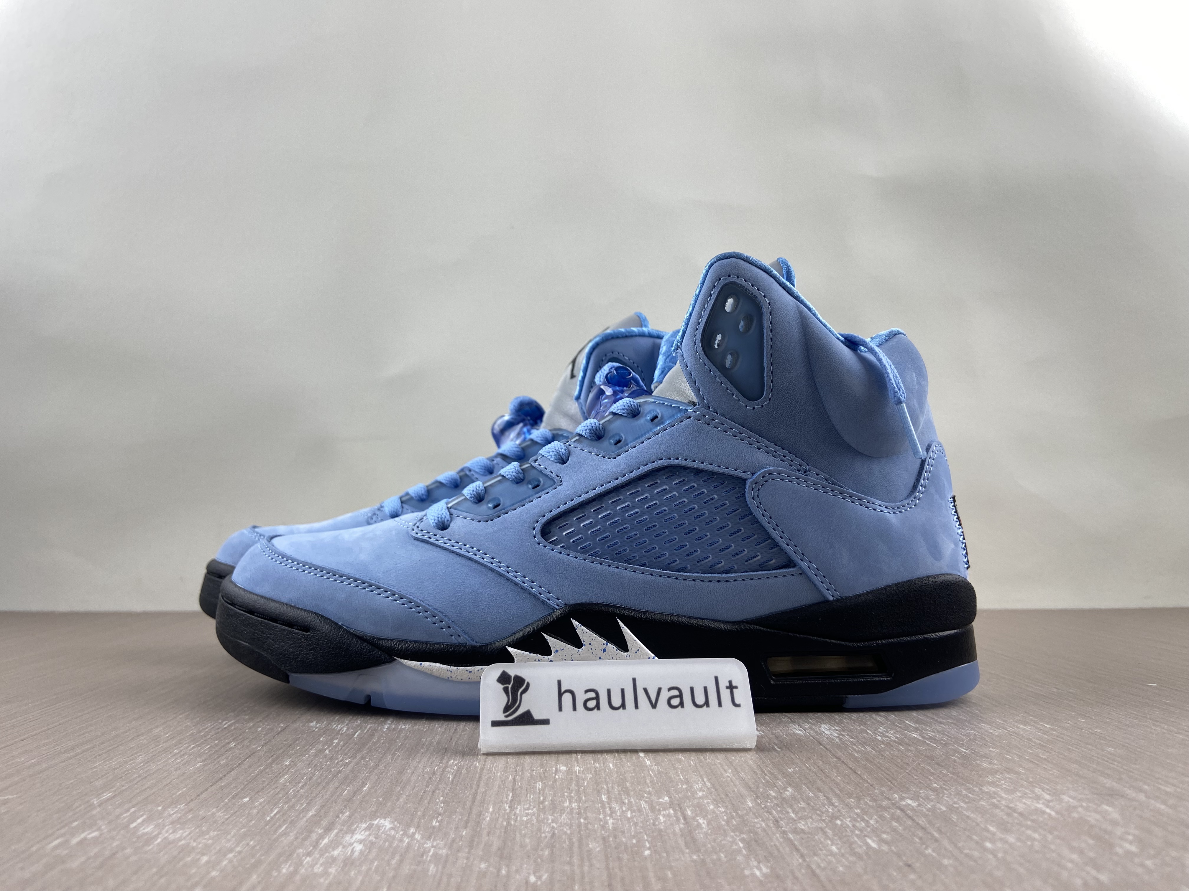 Jordan 5 UNC DV1310-401