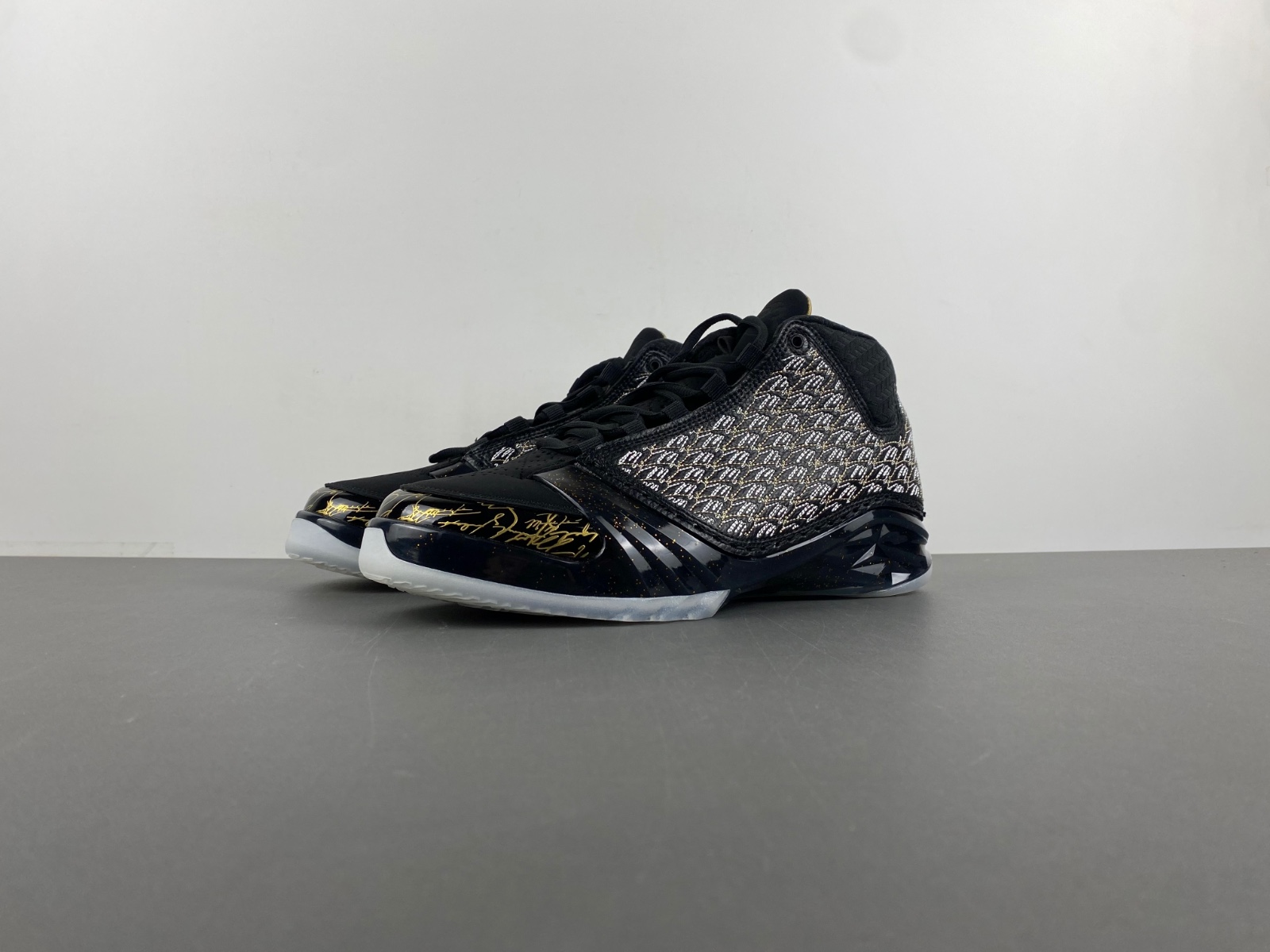 Air Jordan 23 Retro 'Black 853336-023