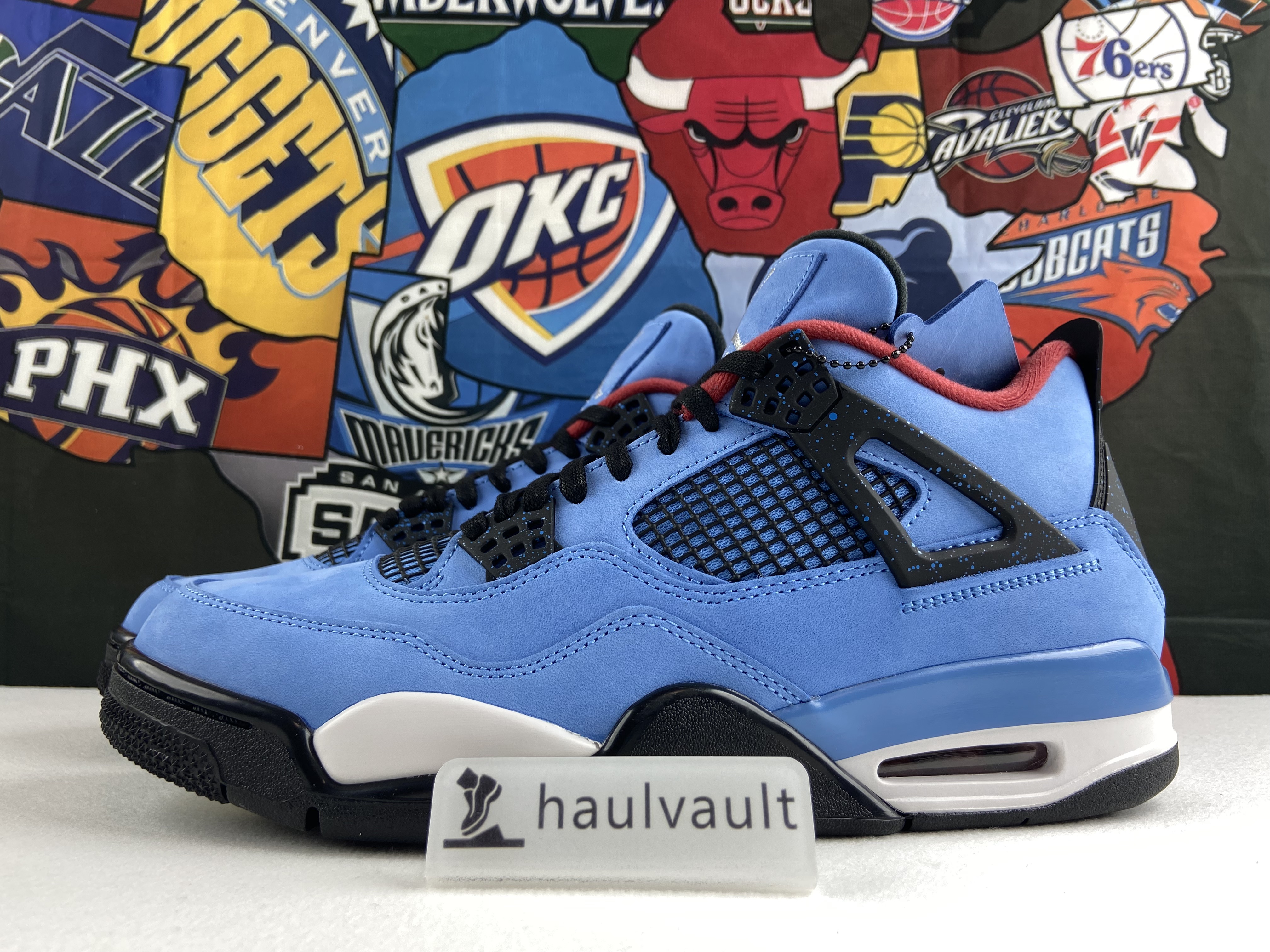 Jordan4 Travis Scott “Houston Oilers” 308497-406