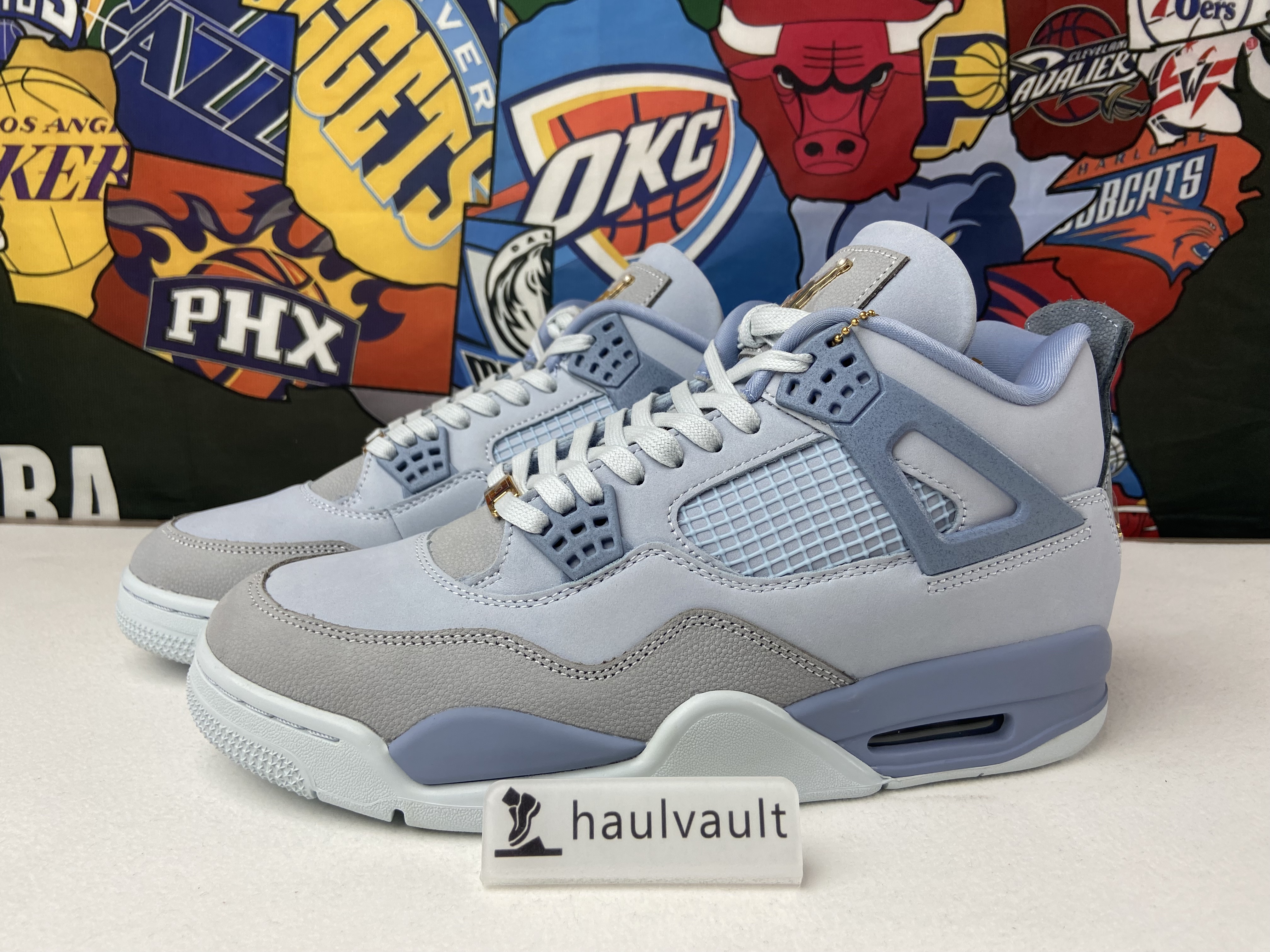 Jordan 4 UNC Tar Heels PE HV9204-407