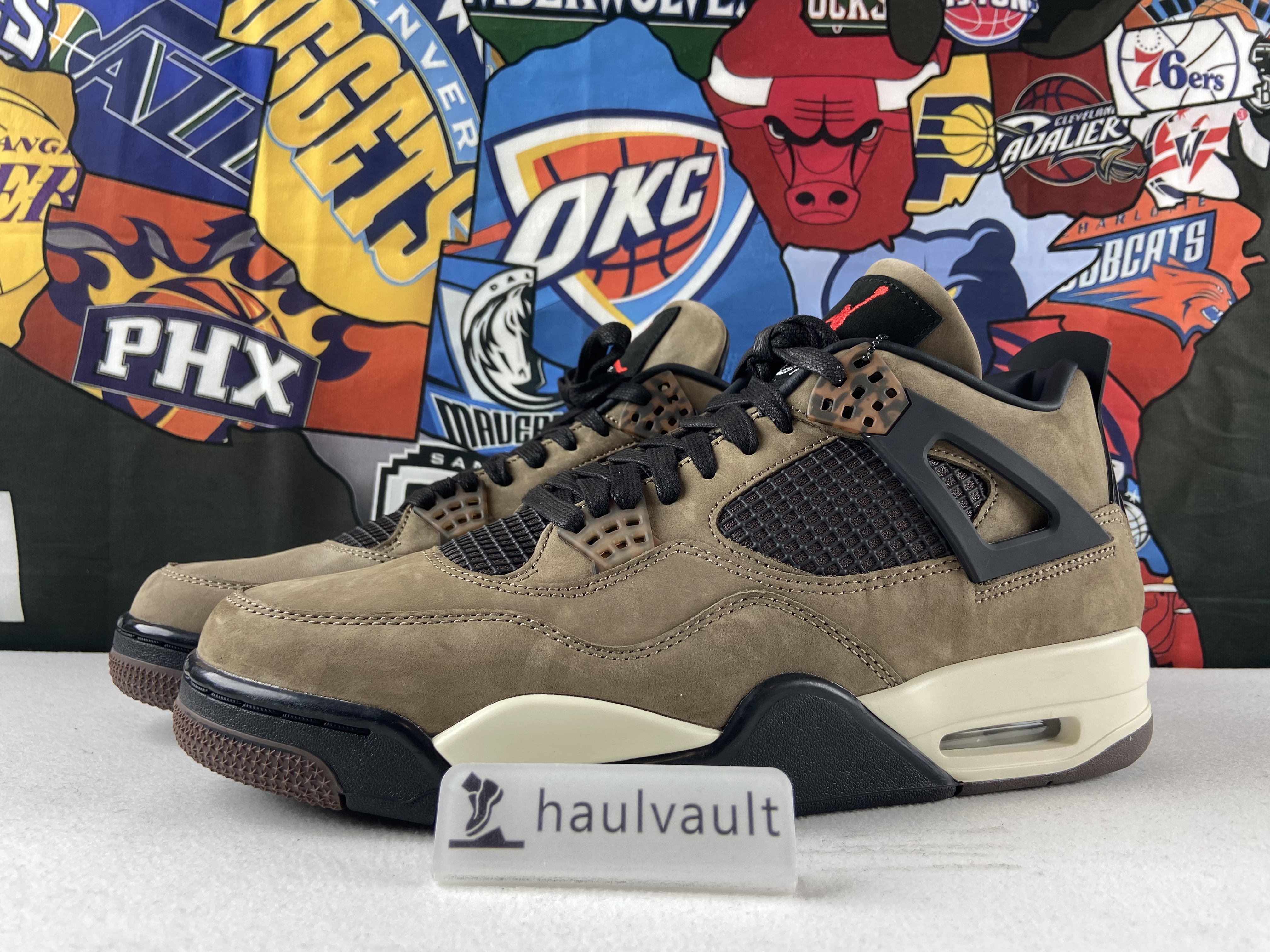 Jordan 4 Retro Travis Scott Olive AJ4-882335