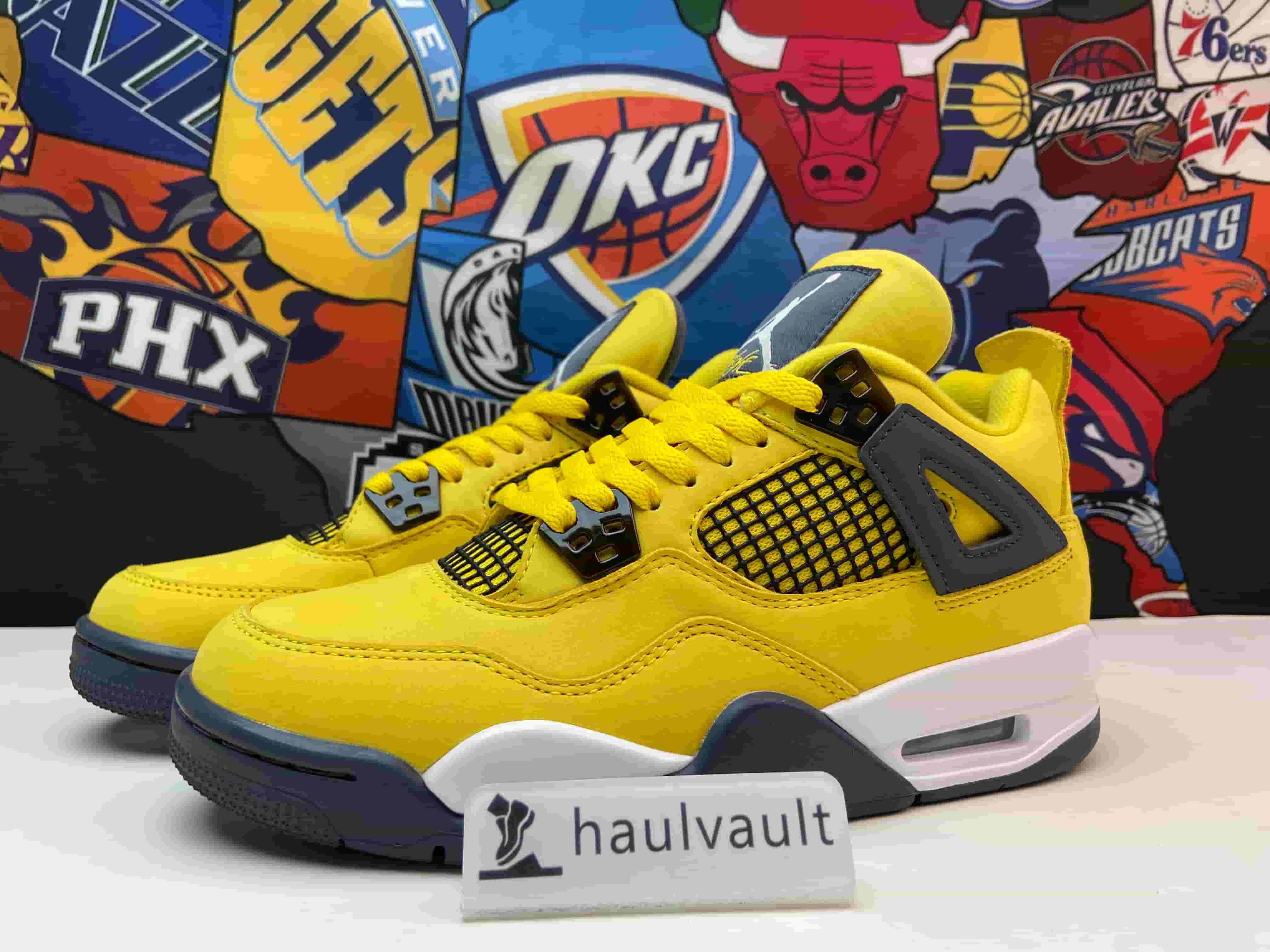 Jordan 4 Retro Lightning CT8527-700