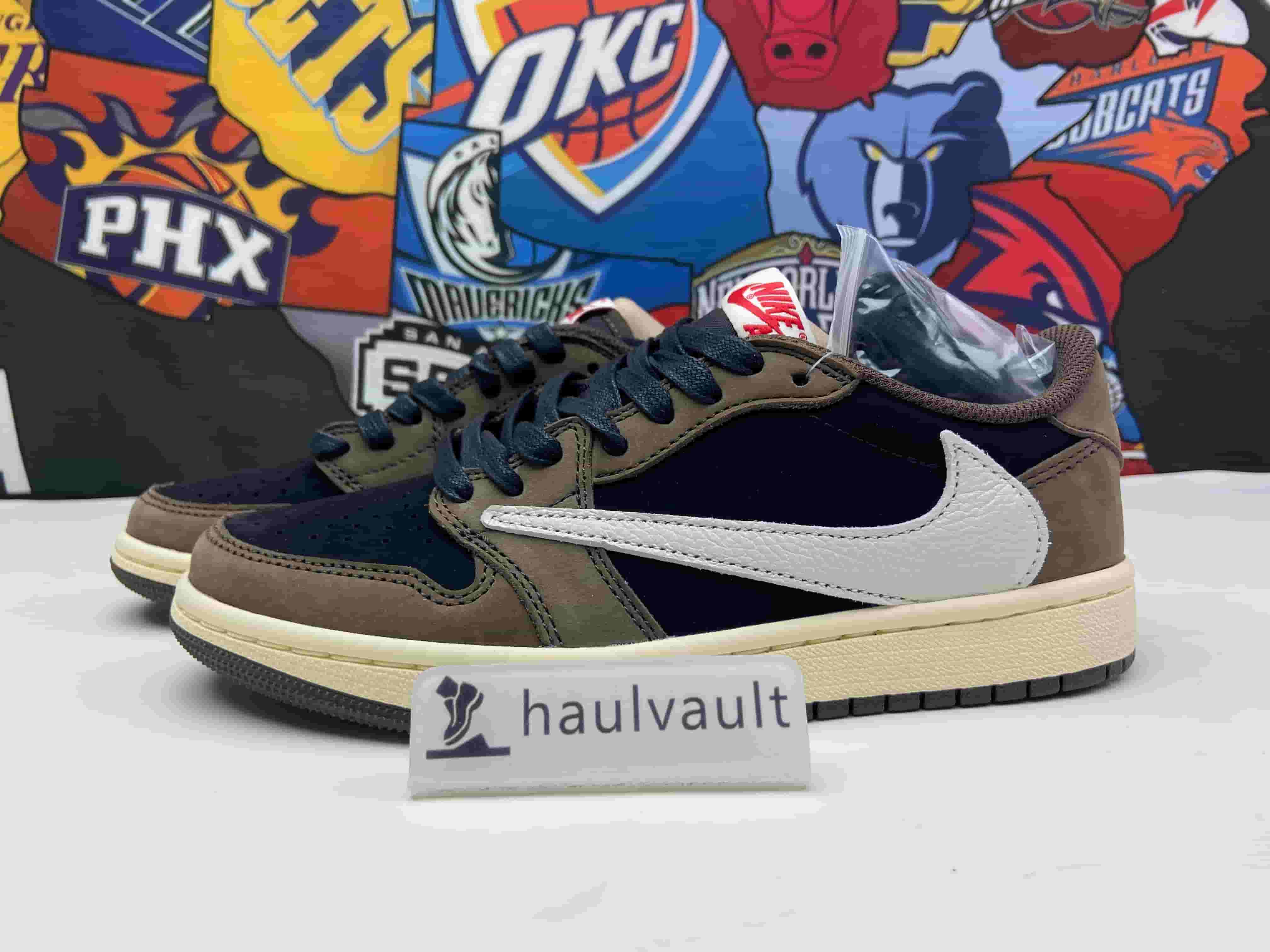 Jordan1 Retro OG SP Travis Scott CQ4277-001