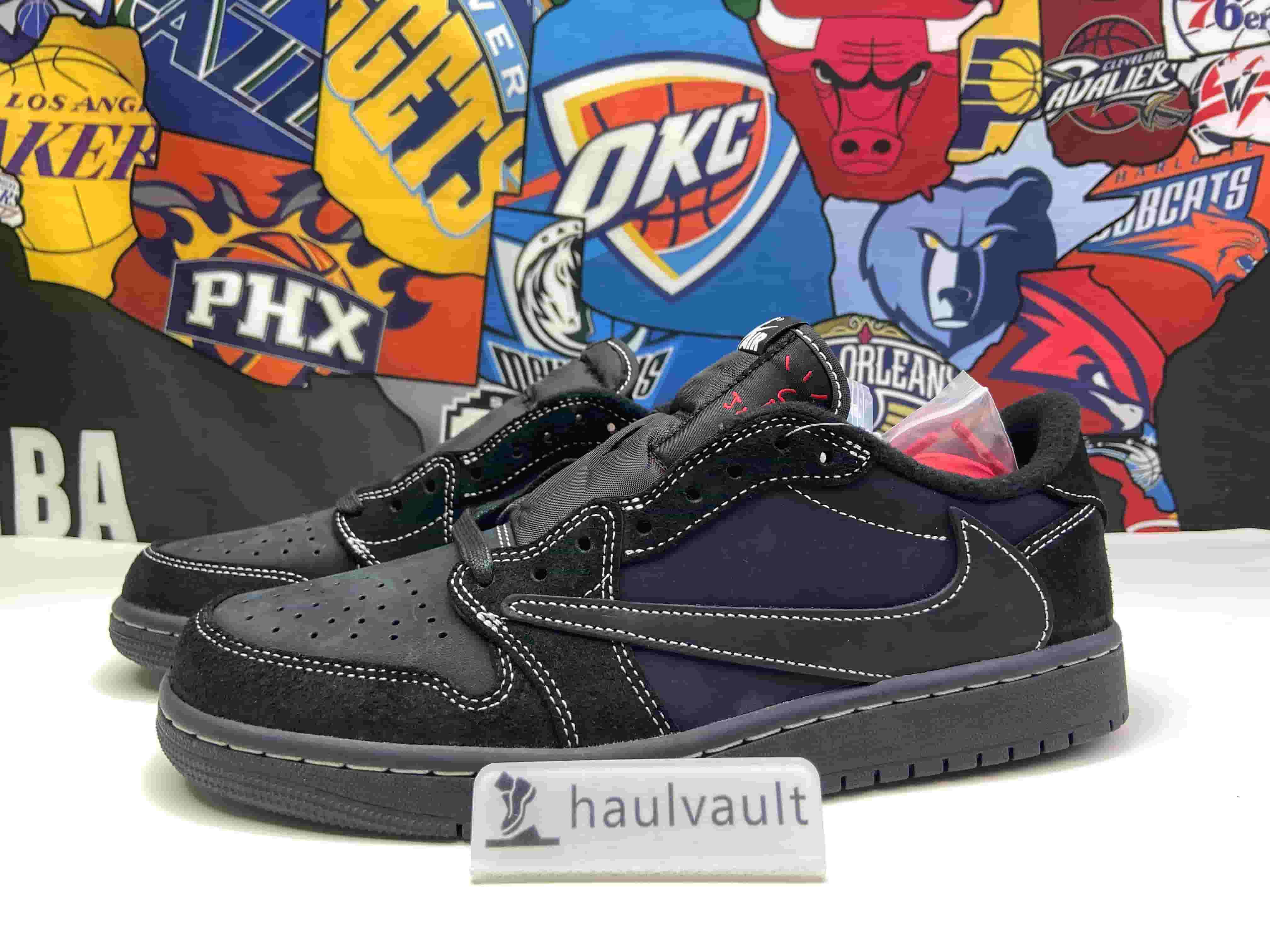 Travis Scott x Air Jordan 1 Low OG DM7866-001