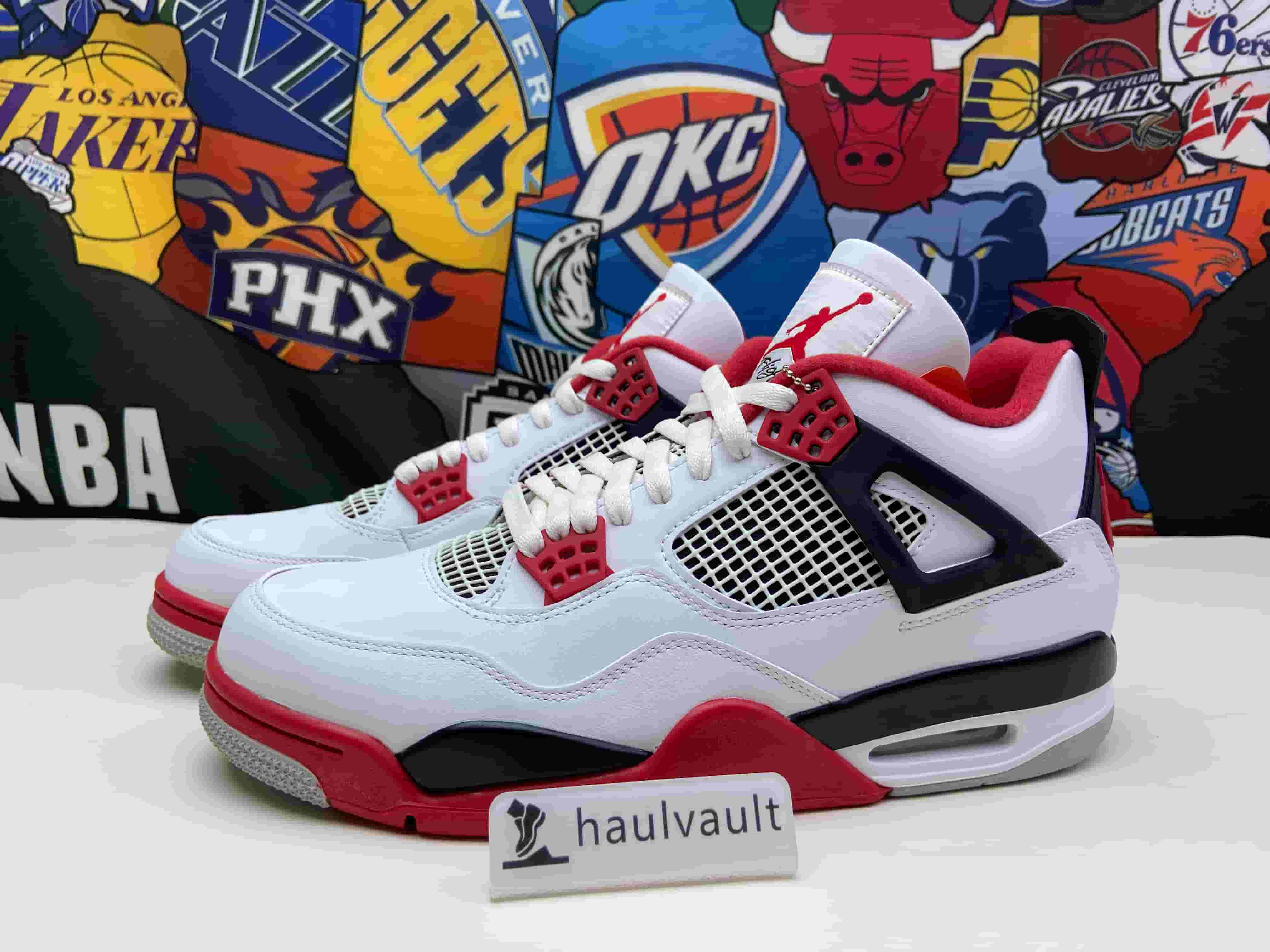 Jordan 4 Retro FIRE RED DC7770-160